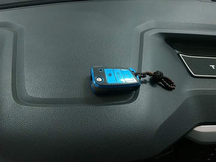 Фото 9 - Volkswagen Tacqua