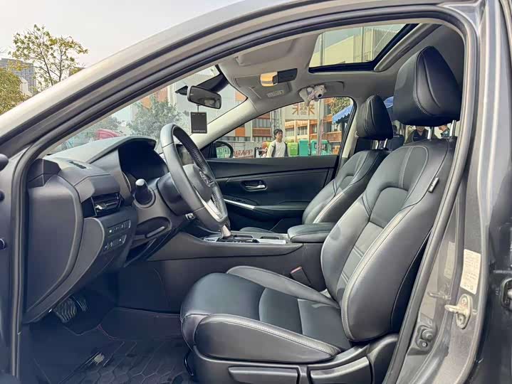 Фото 8 - Nissan Sylphy