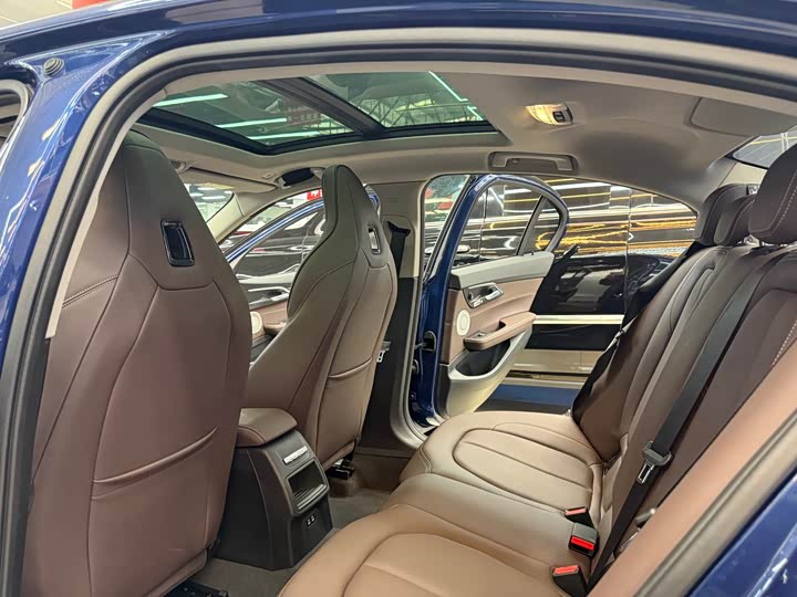 Фото 8 - BMW 1 Series