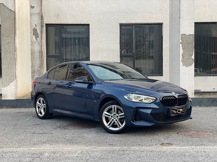 Фото 3 - BMW 1 Series