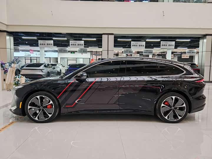 Фото 7 - Nio ET5T