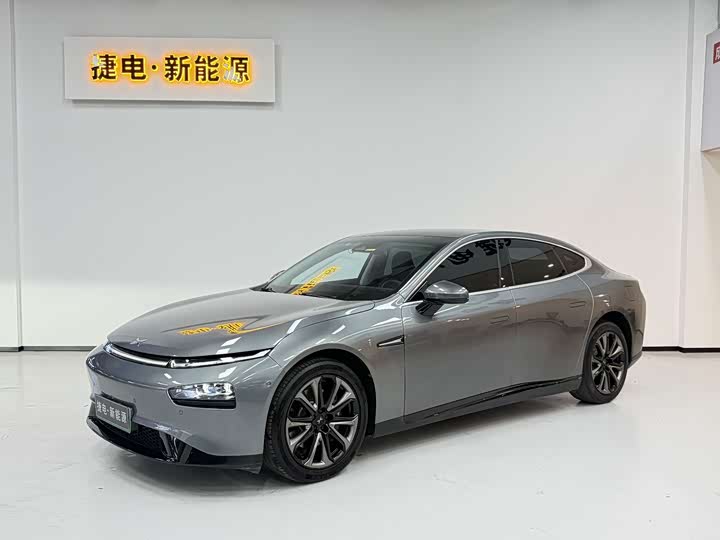 Фото 1 - XPeng P7