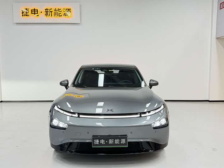 Фото 2 - XPeng P7