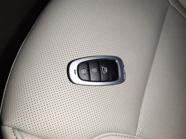 Фото 9 - Hyundai Tucson L