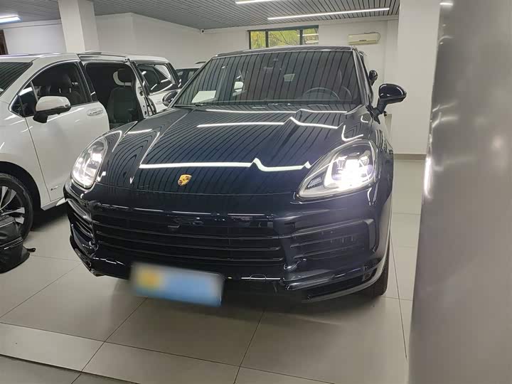 Фото 2 - Porsche Cayenne