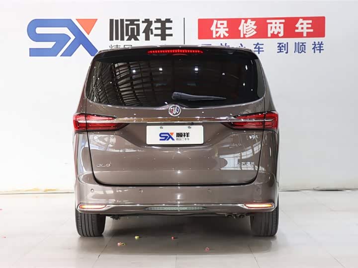 Фото 5 - Buick GL8 ES