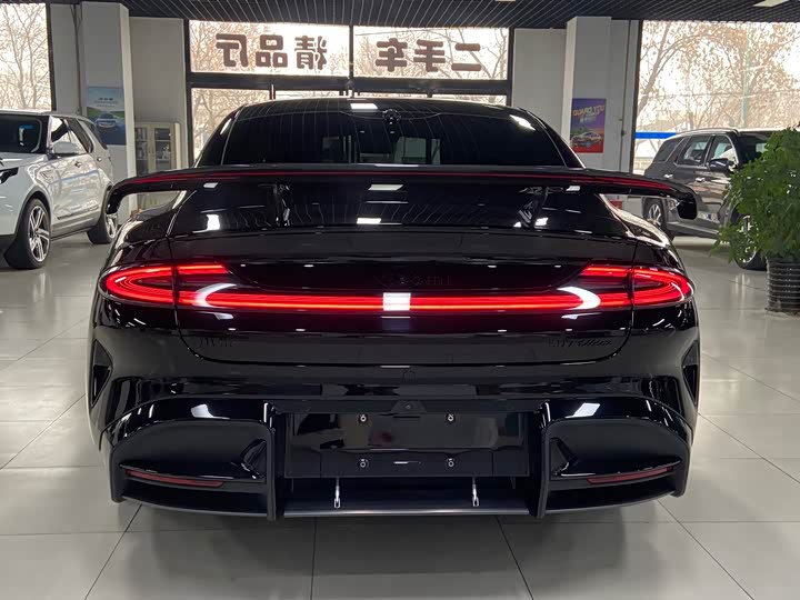 Фото 4 - Xiaomi SU7 Ultra