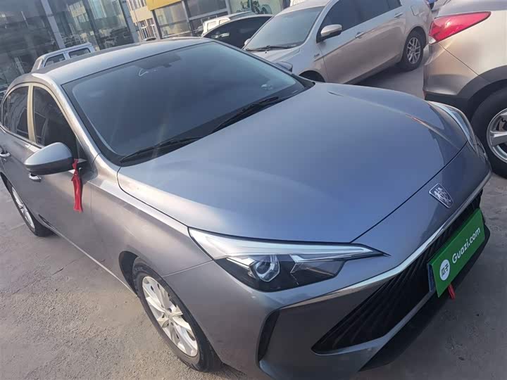 Фото 4 - Roewe i5