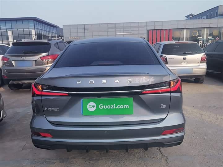 Фото 6 - Roewe i5