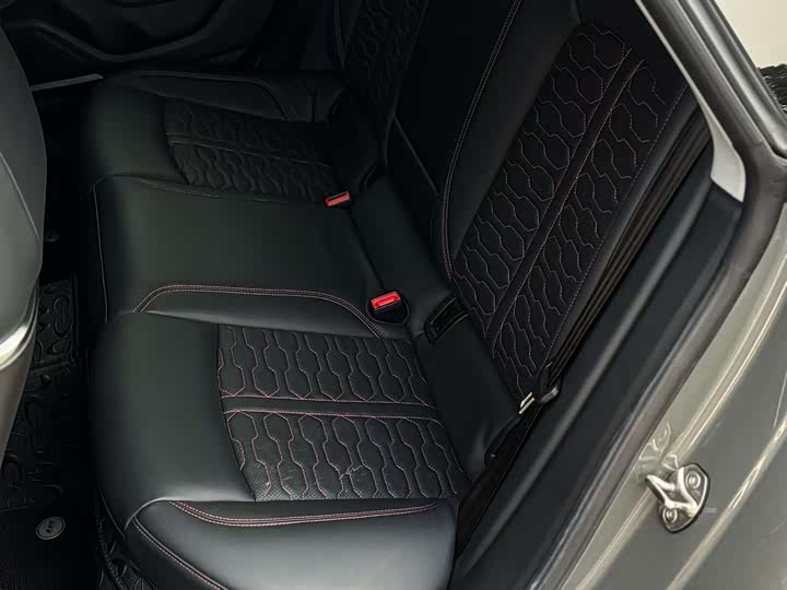 Фото 7 - Audi A7