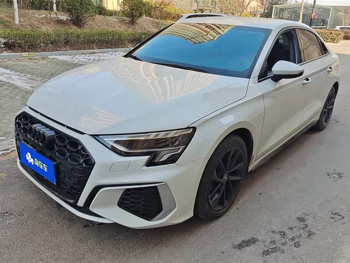 Фото 1 - Audi A3