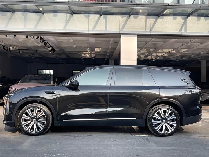 Фото 4 - Nio ES8