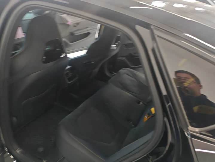 Фото 3 - BYD Han