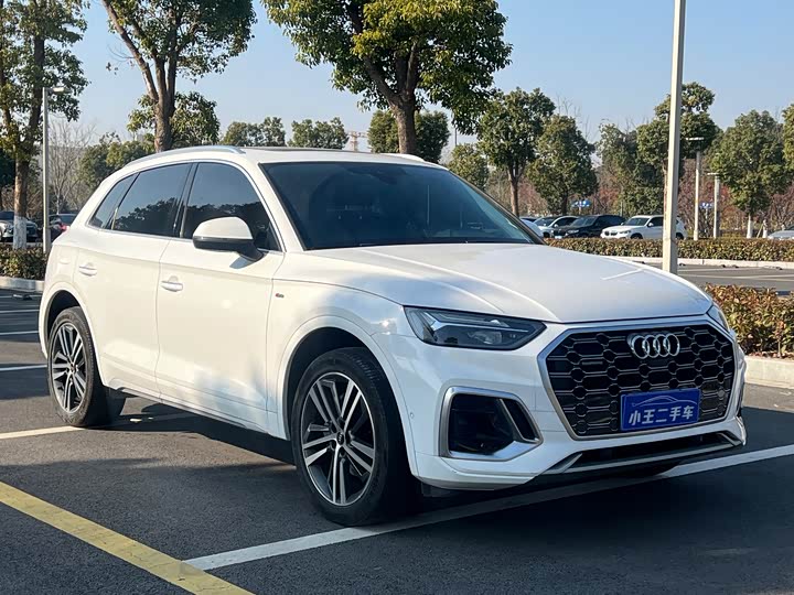 Фото 3 - Audi Q5L