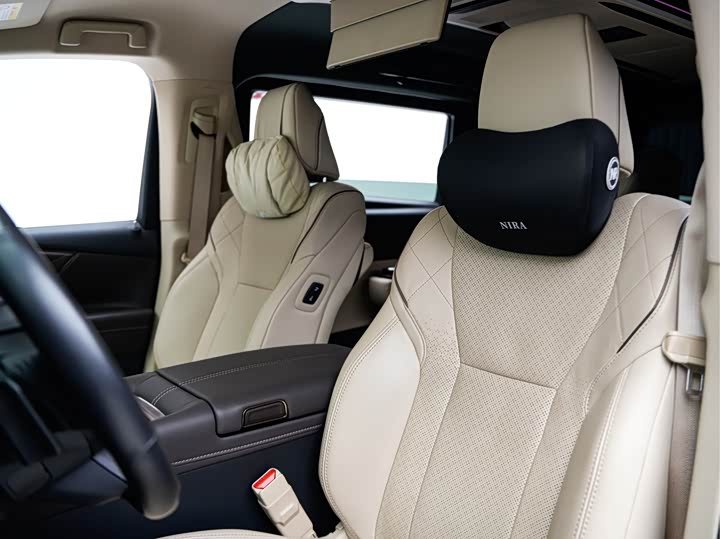 Фото 8 - Toyota Alphard