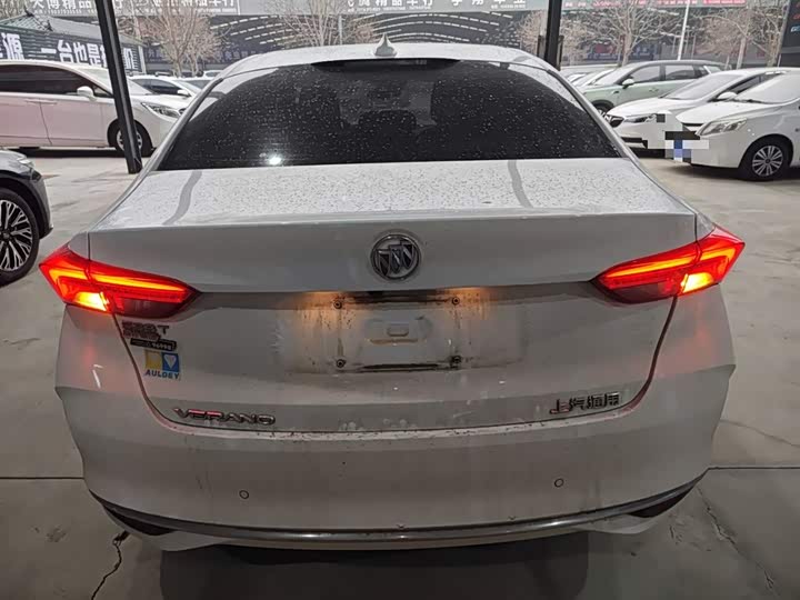 Фото 6 - Buick Verano