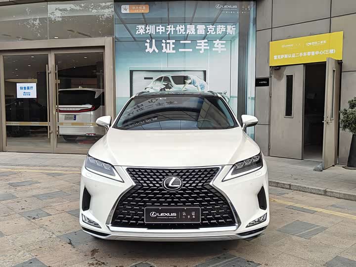 Фото 2 - Lexus RX