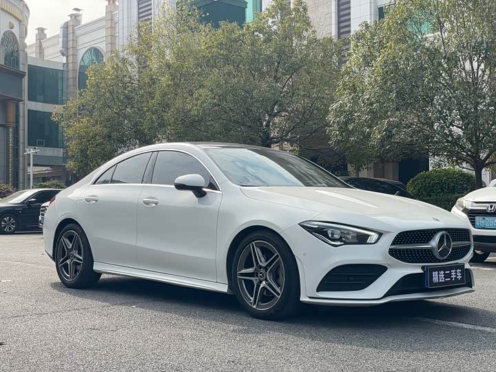 Фото 3 - Mercedes-Benz CLA-Class