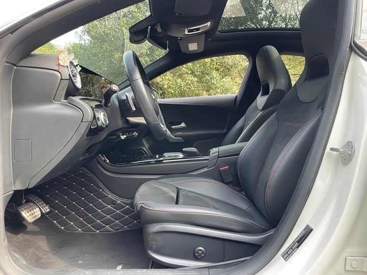 Фото 9 - Mercedes-Benz CLA-Class