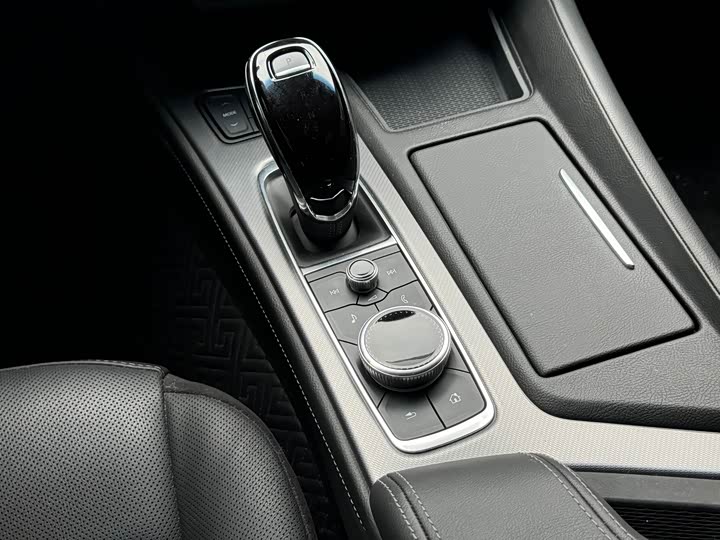 Фото 9 - Cadillac CT5