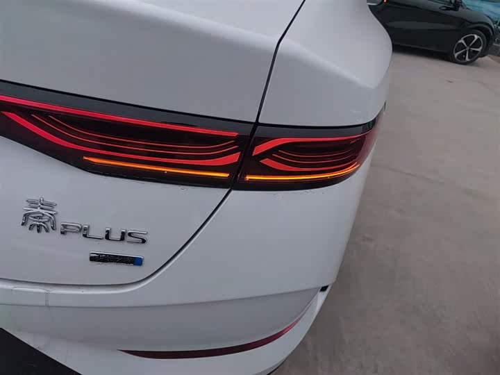 Фото 8 - BYD Qin Plus