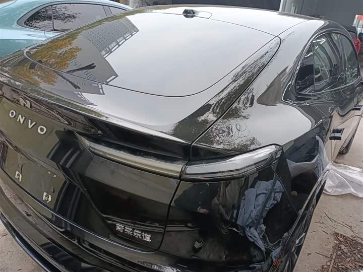 Фото 7 - Nio Onvo L60