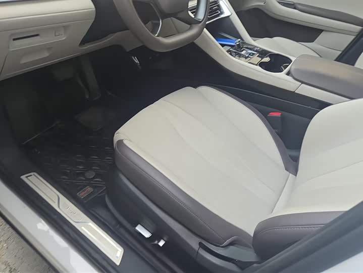 Фото 9 - BYD Song Plus Hybrid/EV