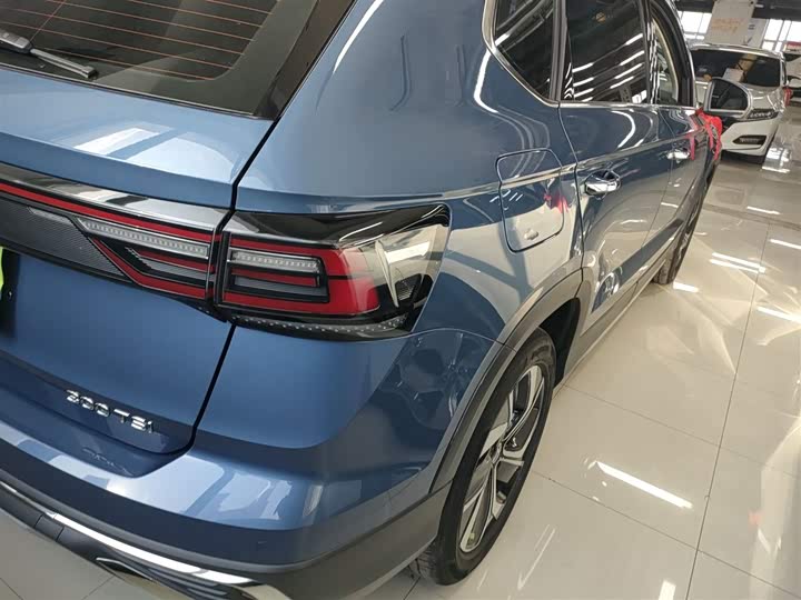 Фото 8 - Volkswagen Tharu