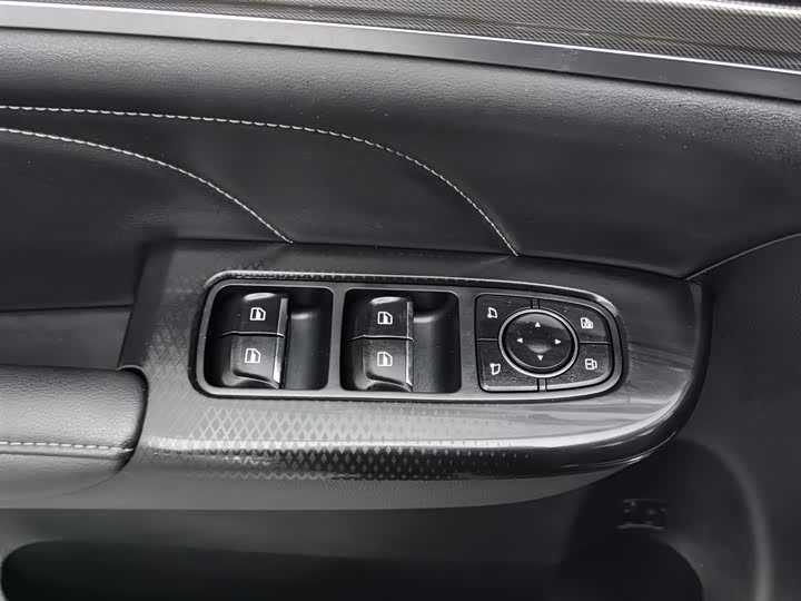 Фото 9 - Haval M6