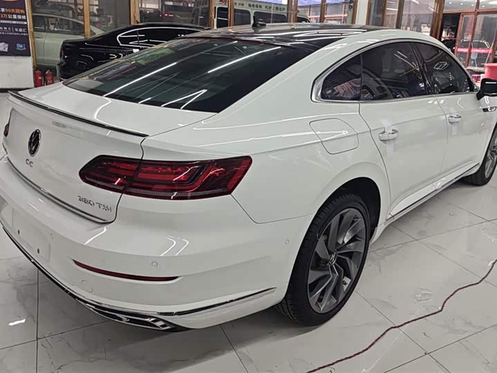 Фото 3 - Volkswagen CC