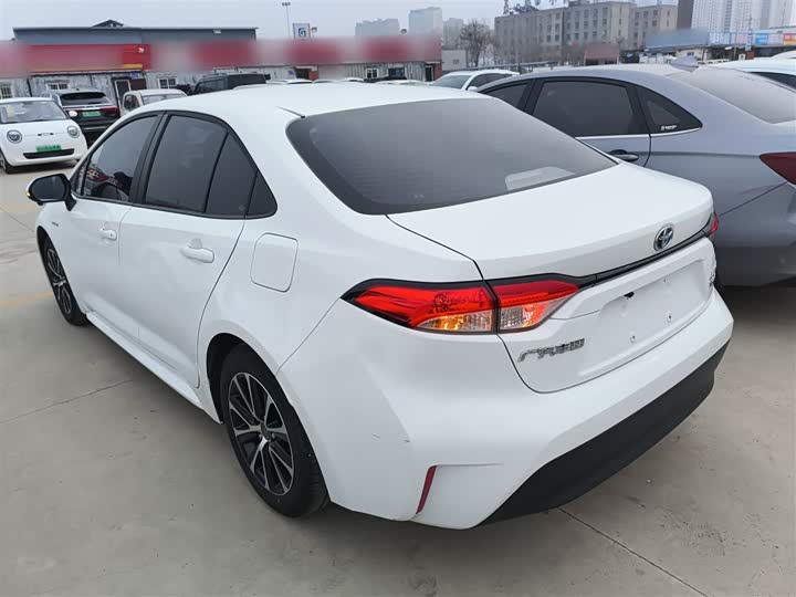 Фото 5 - Toyota Levin