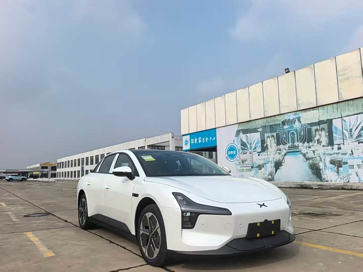 Фото 3 - XPeng Mona M03