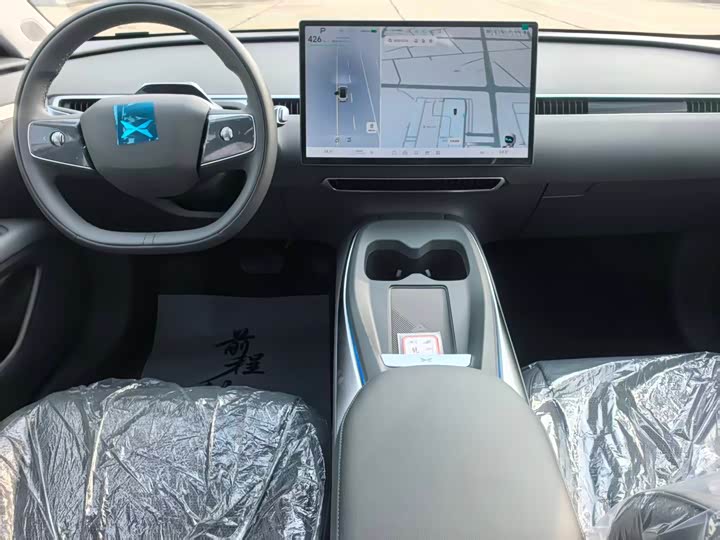 Фото 8 - XPeng Mona M03