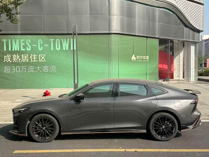 Фото 4 - Changan UNI-V