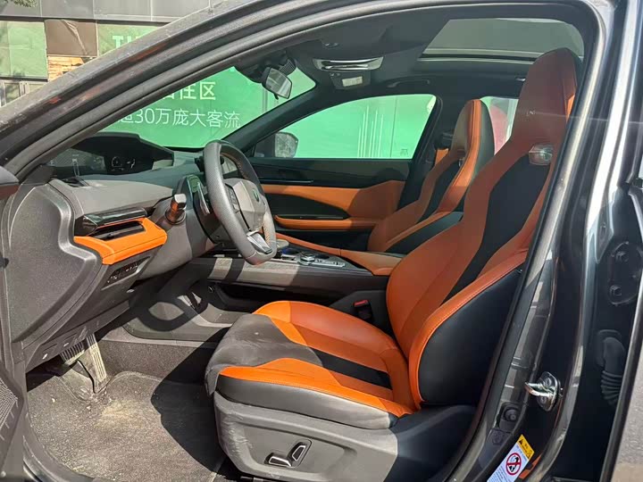 Фото 5 - Changan UNI-V