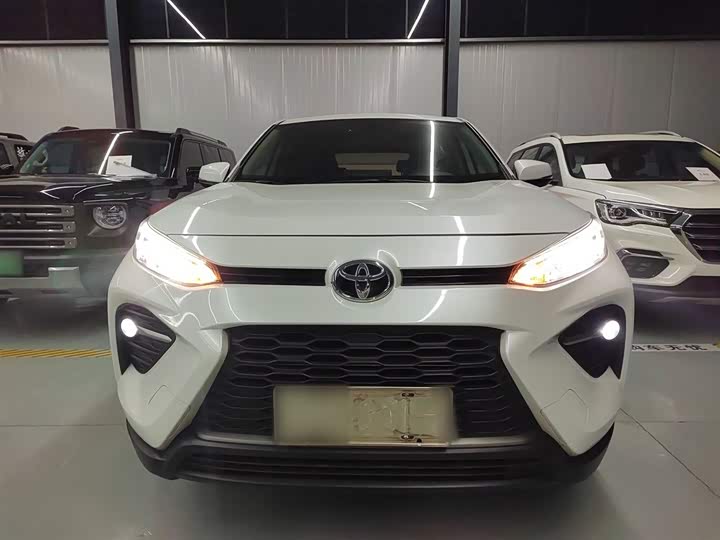 Фото 3 - Toyota Wildlander