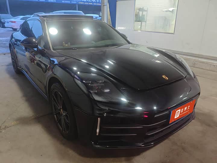 Фото 5 - Porsche Panamera