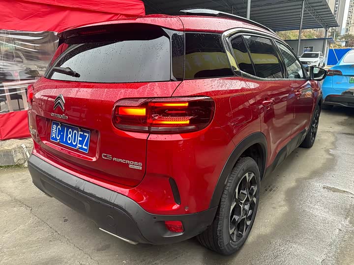Фото 4 - Citroen C5 Aircross 2023