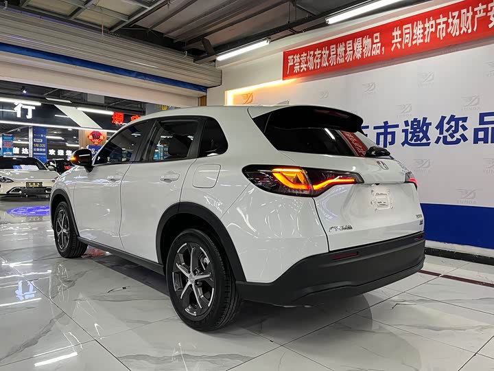 Фото 3 - Honda ZR-V