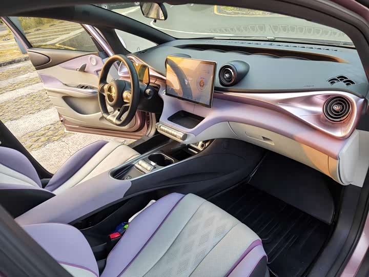 Фото 9 - BYD Dolphin