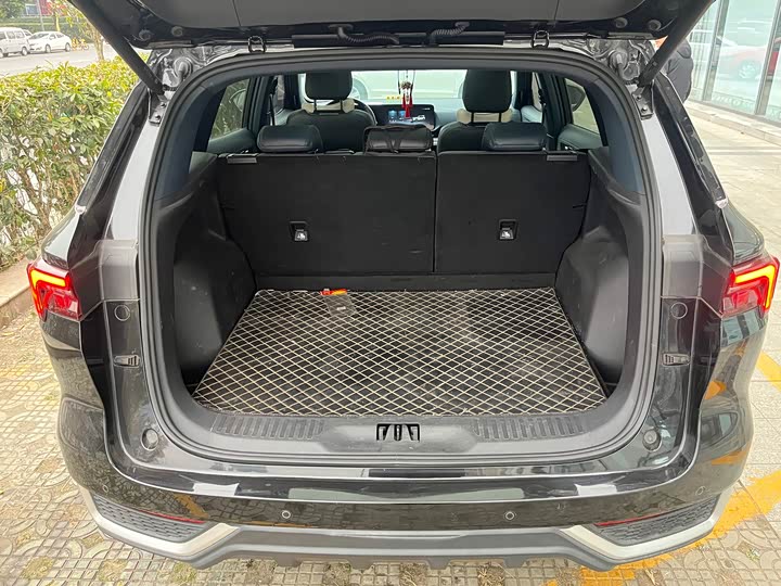 Фото 9 - Ford Equator Sport