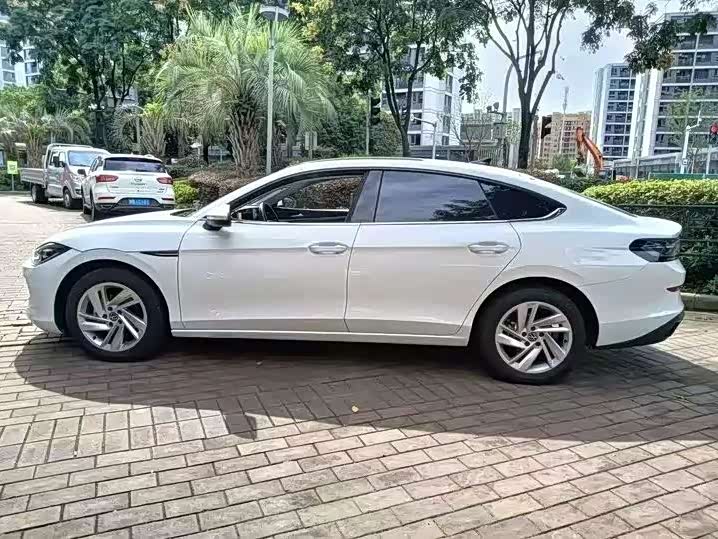 Фото 4 - Volkswagen Lamando L