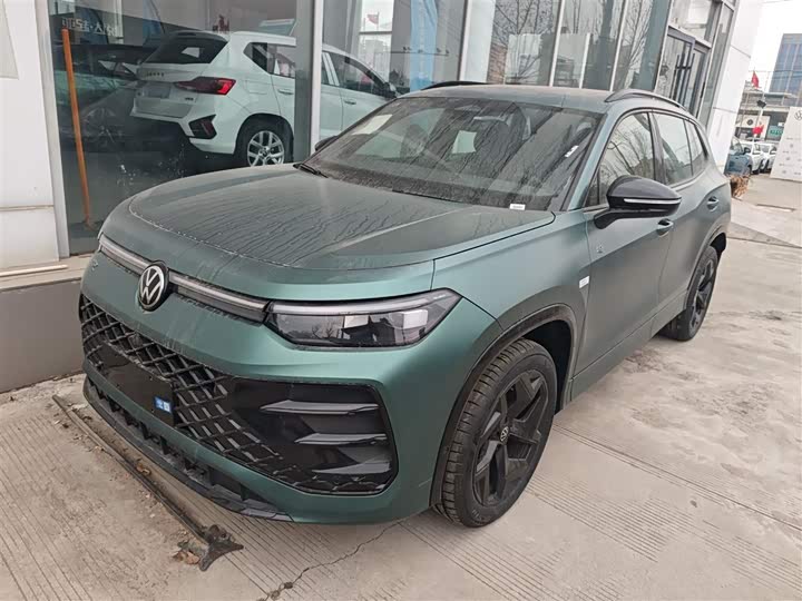 Фото 2 - Volkswagen Tayron