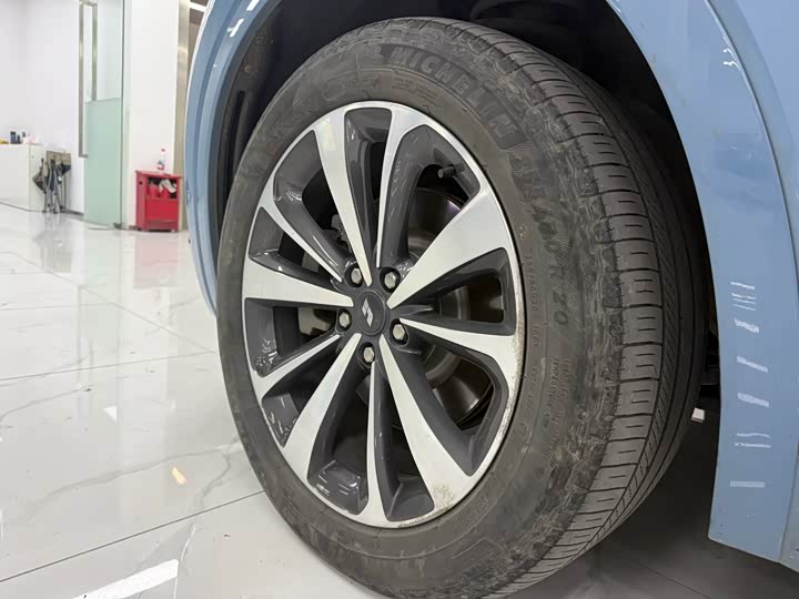 Фото 6 - LiXiang One