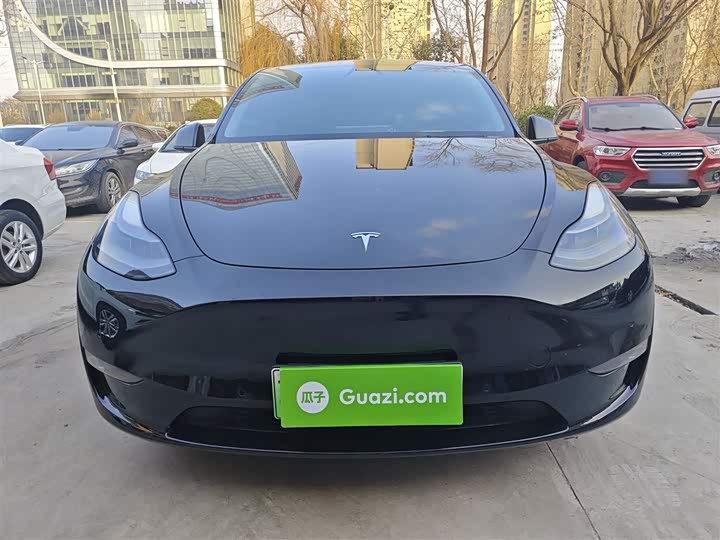 Фото 3 - Tesla Model Y