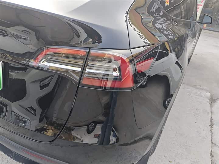 Фото 8 - Tesla Model Y