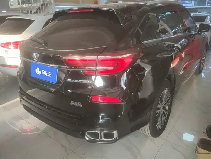 Фото 3 - Honda Avancier