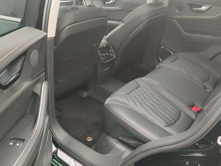 Фото 6 - Hongqi HS5