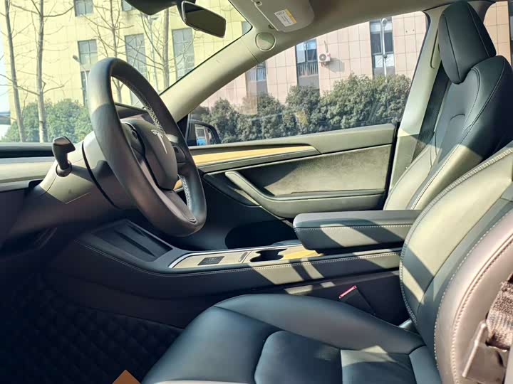 Фото 7 - Tesla Model Y