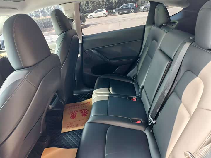 Фото 8 - Tesla Model Y